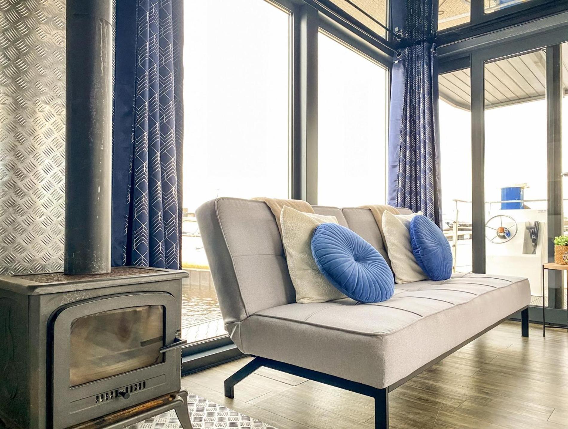 Houseboat Blue Sneekermeer Offingawier المظهر الخارجي الصورة