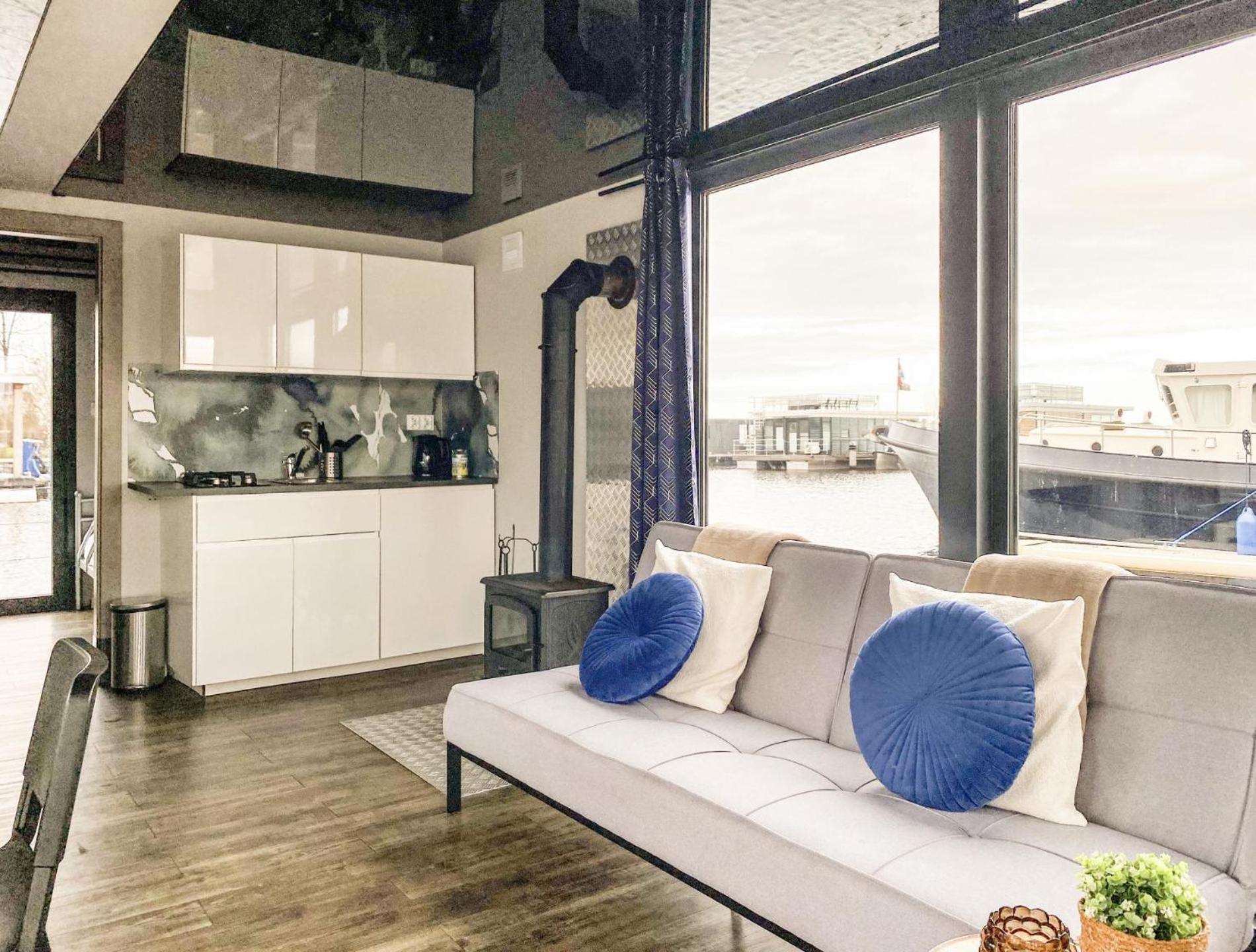 Houseboat Blue Sneekermeer Offingawier المظهر الخارجي الصورة