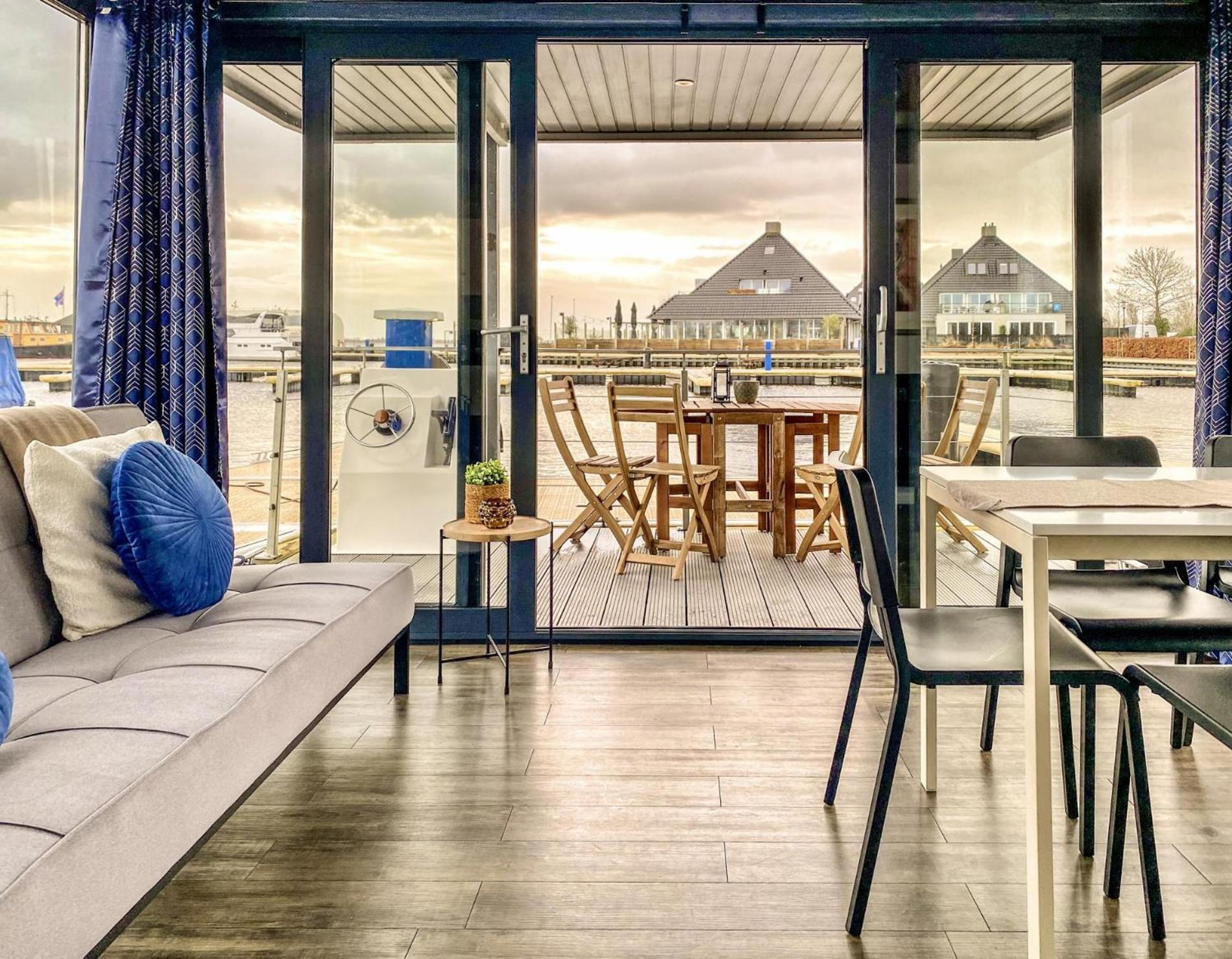 Houseboat Blue Sneekermeer Offingawier المظهر الخارجي الصورة