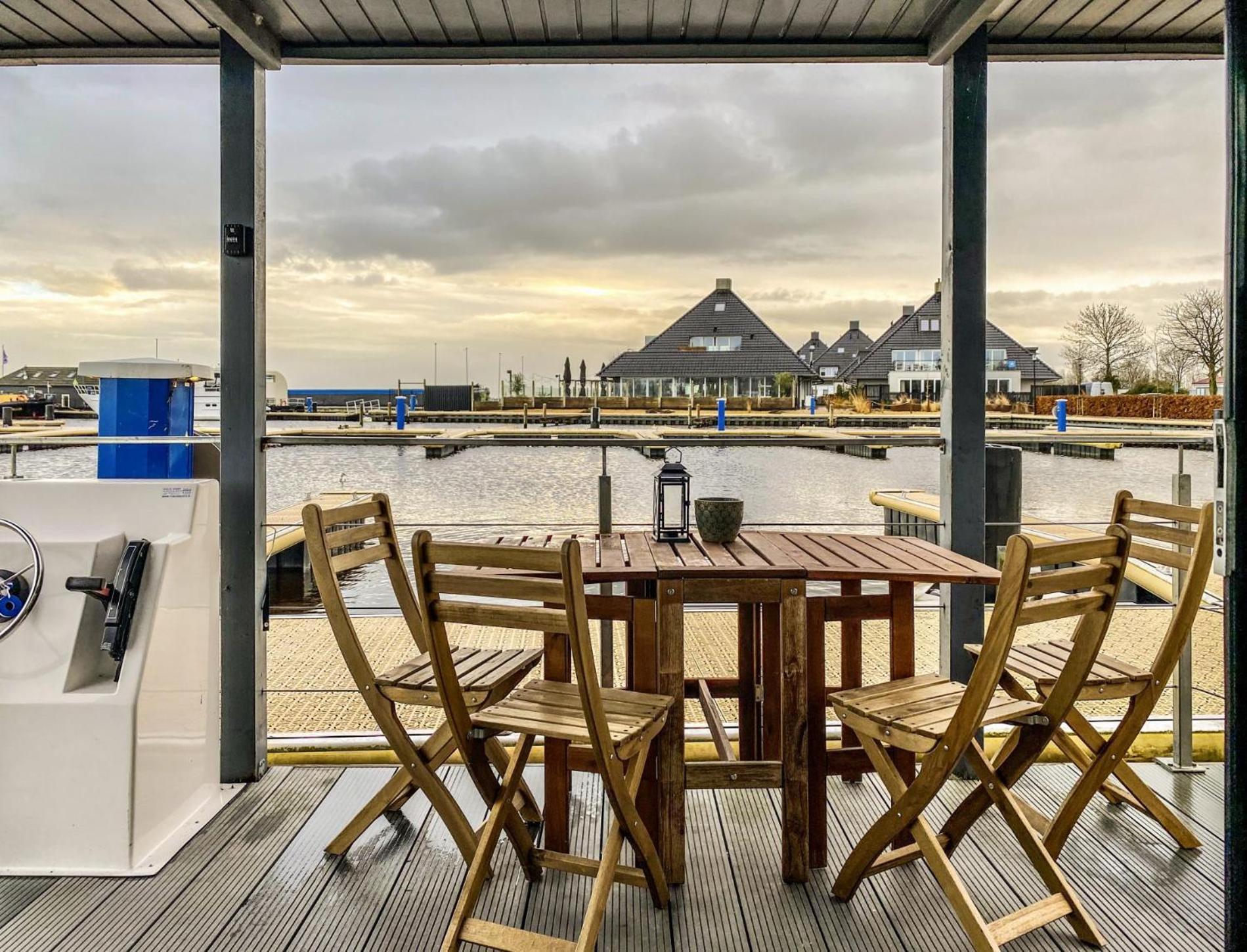 Houseboat Blue Sneekermeer Offingawier المظهر الخارجي الصورة